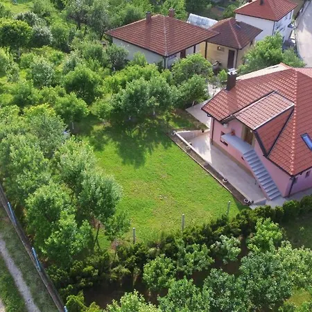 Edo Apartment Visoko